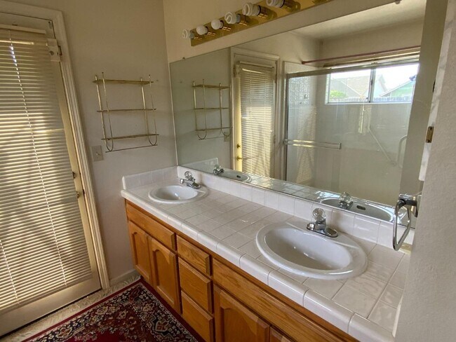 Building Photo - Northwest Yuba City Special 1/2 Off 1st Month