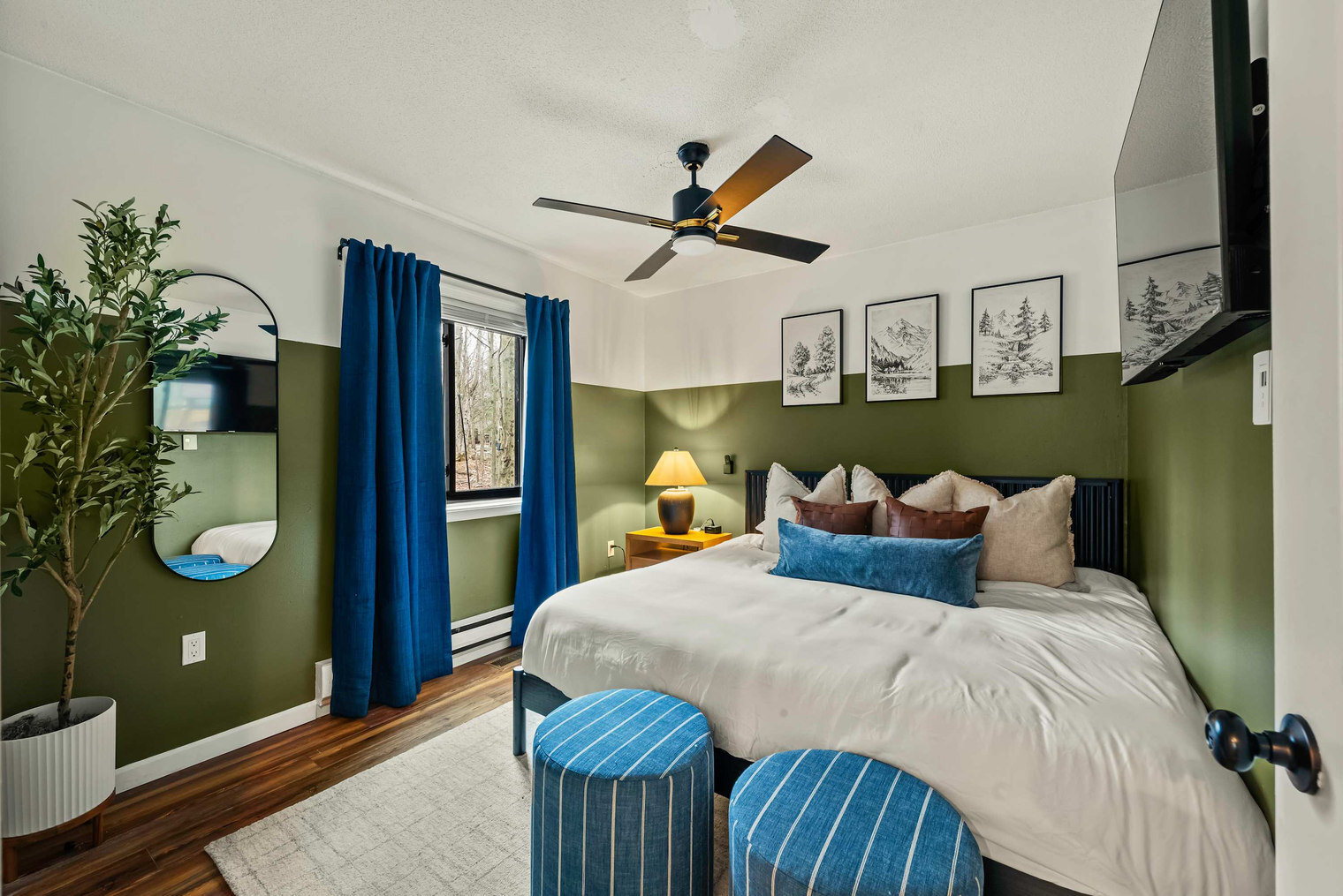 Building Photo - 8499 Bumble Bee Way