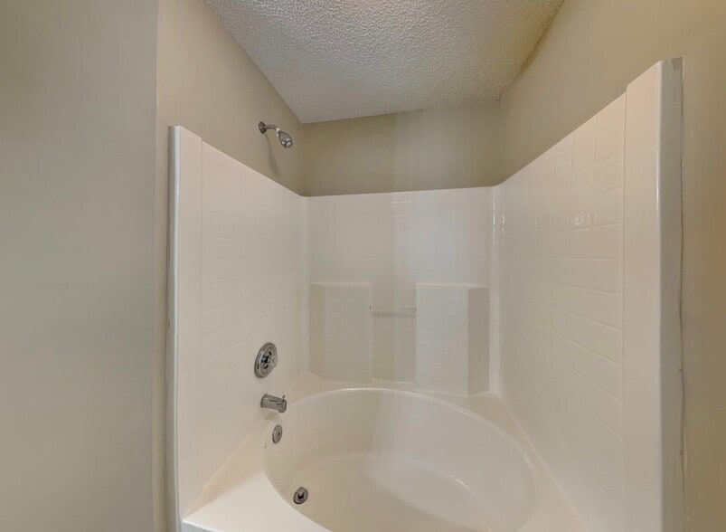 Building Photo - 10636 Greatford Ct
