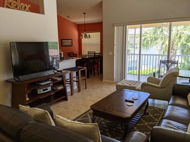 Building Photo - 4437 Corso Venetia Blvd