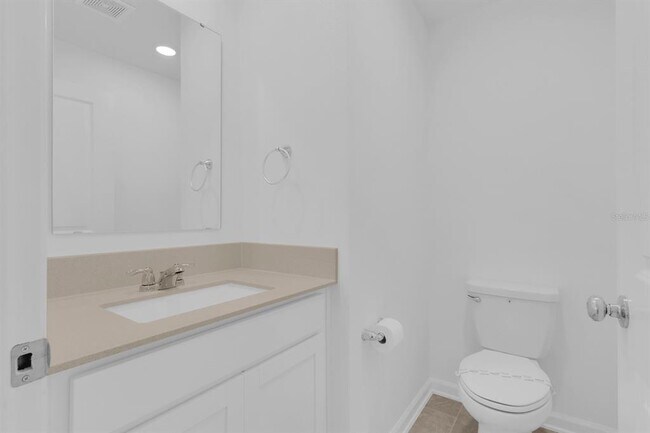 Building Photo - 2845 Pierr St