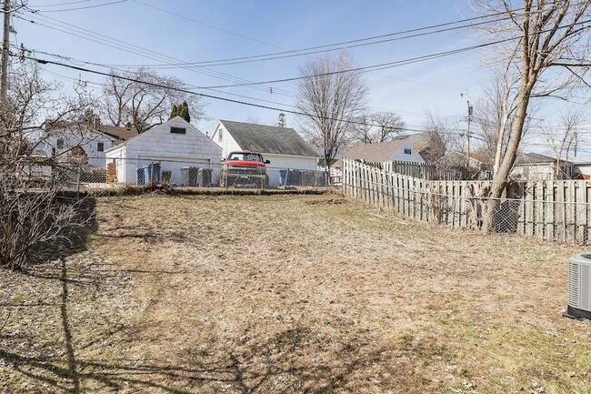 Building Photo - 5844 Washburn Ave S