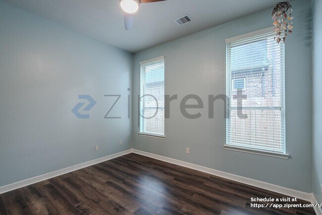 Building Photo - 3526 Cotton Farms Dr