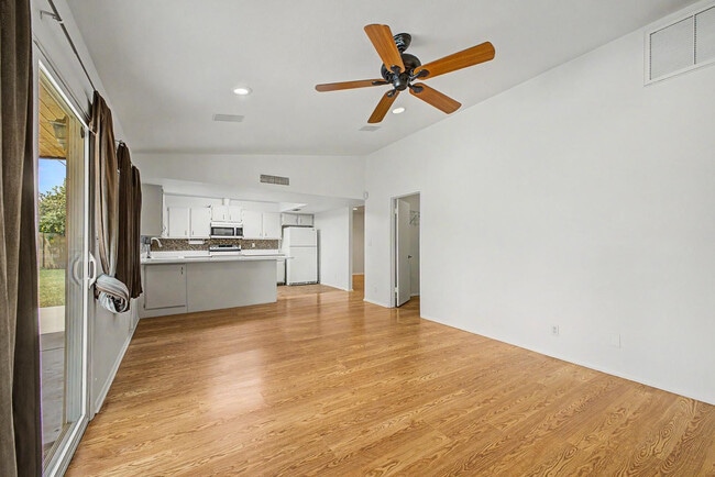 Building Photo - 12222 N 49th Ave