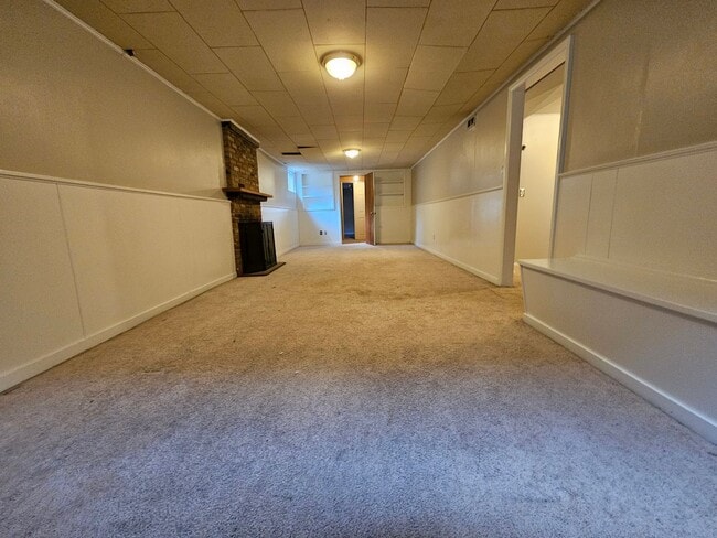 Building Photo - Virginia Village 4 Bed 3 Baths Large Yard Attached Garage Super Spacious!