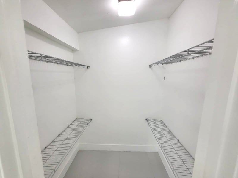 Building Photo - 10345 SW 209th Ln