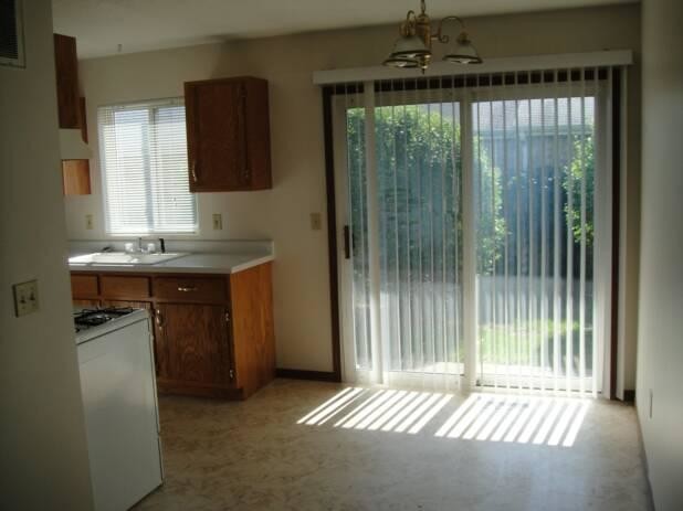Building Photo - Ellis Rental Properties