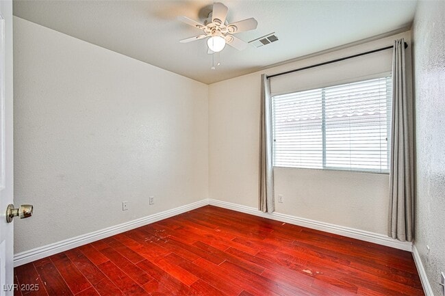 Building Photo - 5871 Salmon Falls St
