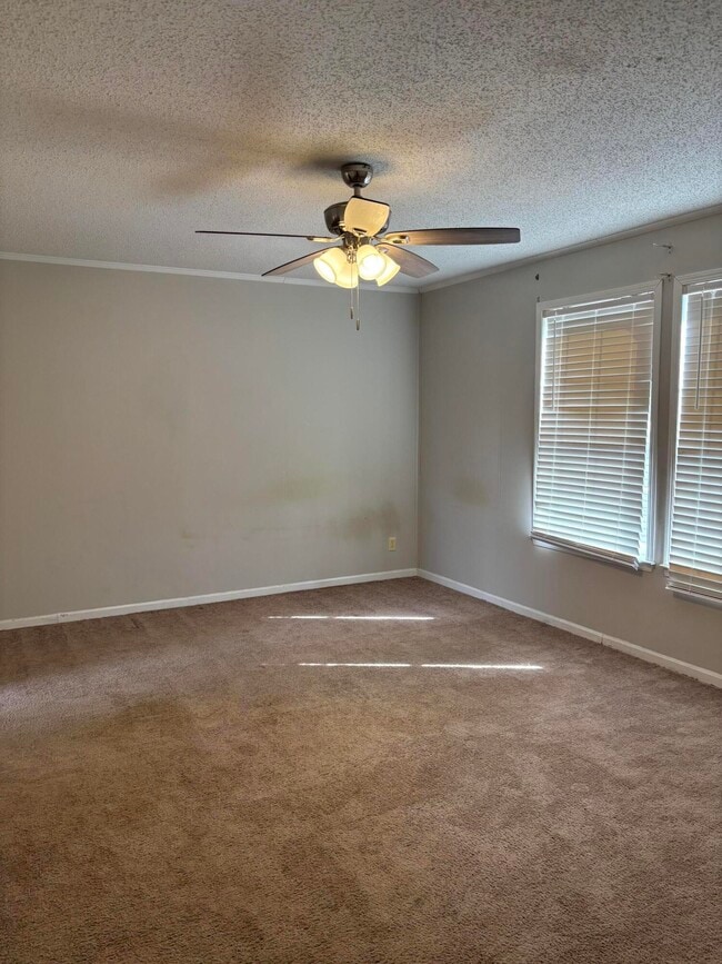 Building Photo - 6115 Dinkins Mill Rd