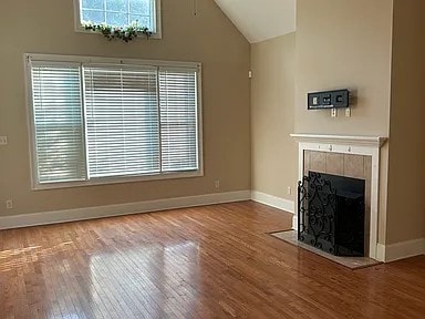 Building Photo - 4 Orchard Cir