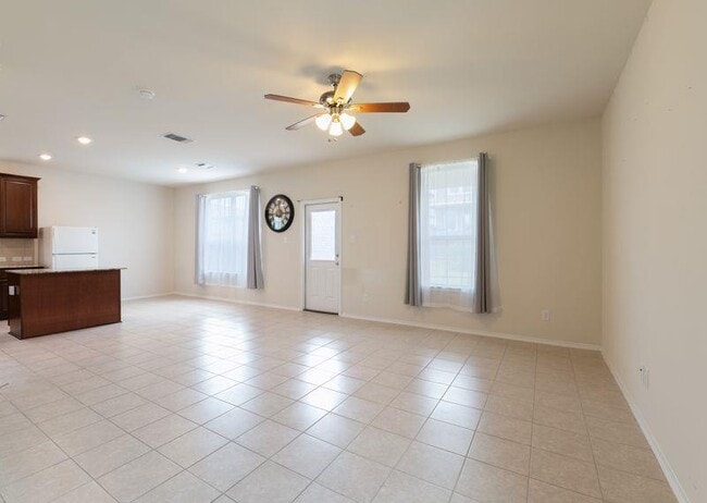 Building Photo - 361 Katie Elder Dr