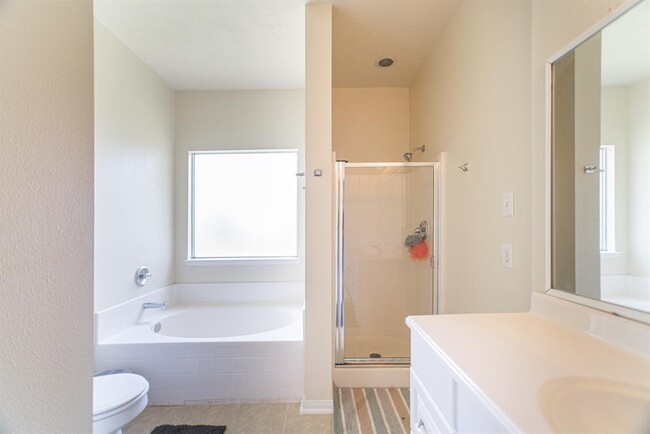Building Photo - 1111 Turnberry Park Ln
