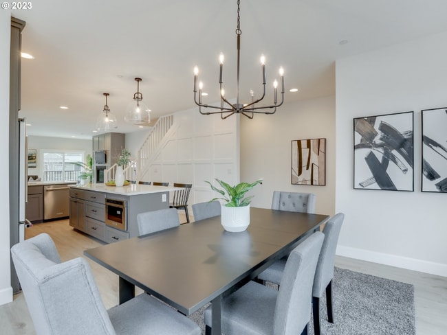 Building Photo - 3815 SE Tenino St