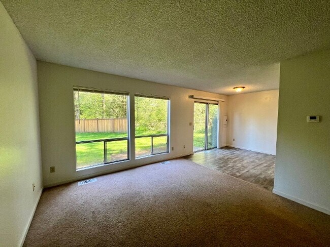Building Photo - Black Lake Access! W/S/G Included