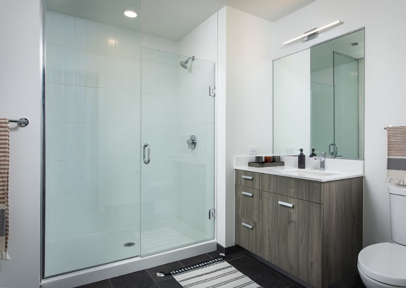 Building Photo - 210 N Harbor Dr