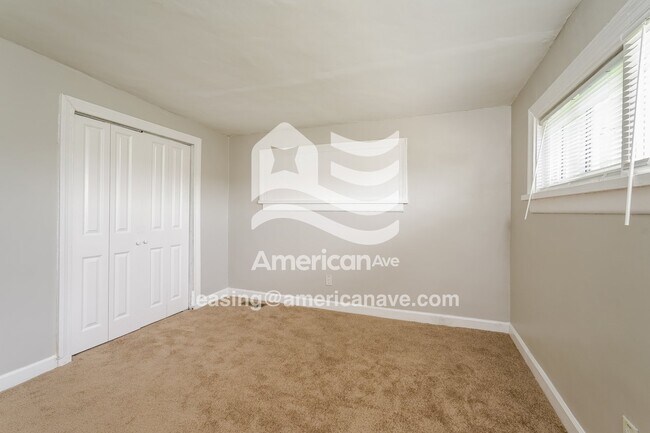 Building Photo - 1014 Arbor Dr