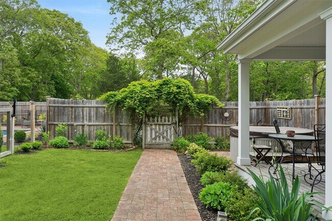 Building Photo - 21 Summit Blvd