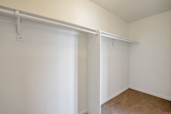 Building Photo - Newly Updated Pet Friendly 3 Bed - 2 Bath Home in Clinton - Fully Fenced Yard - Available NOW!