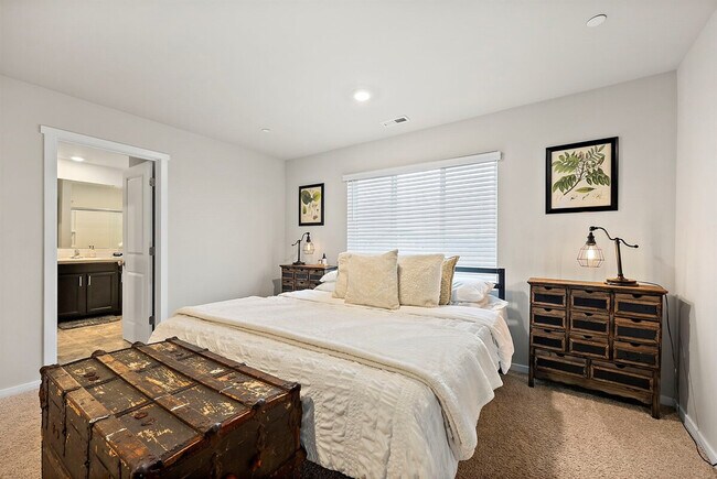 Building Photo - 10715 186th St Ct E