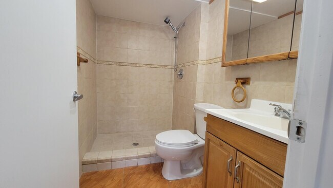 Building Photo - 3712 N University Dr