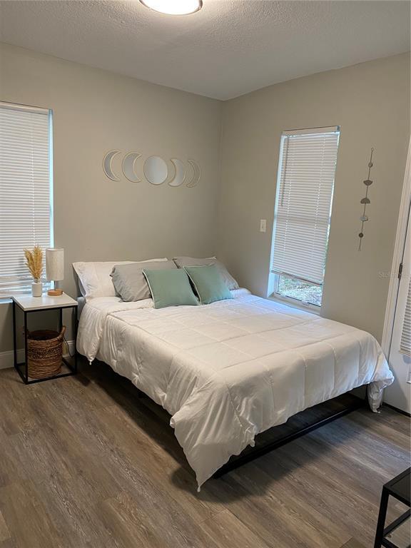 Building Photo - 7014 Glenview Dr