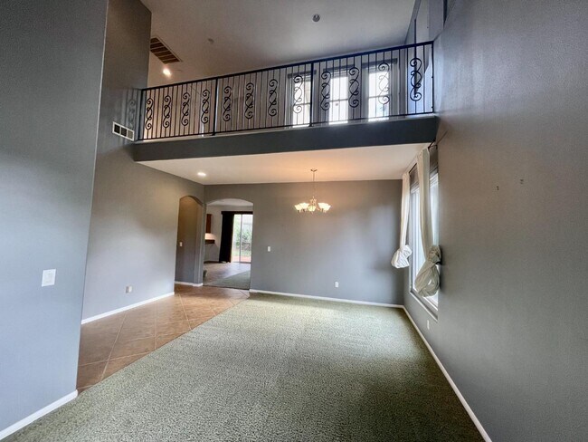 Building Photo - 1046 Strawberry Creek St