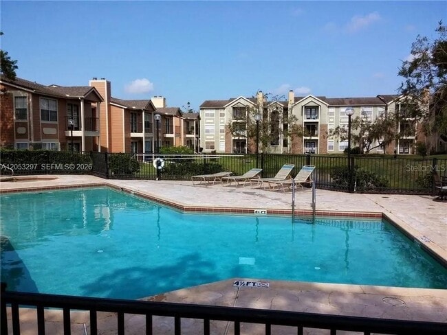 Building Photo - 2550 N Alafaya Trail