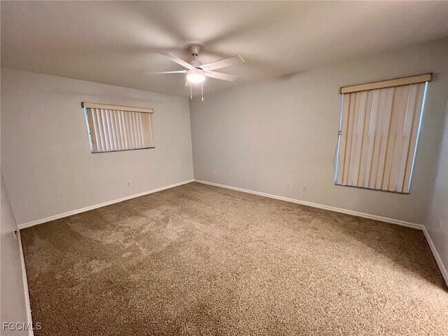 Building Photo - 1429 SW 29th St