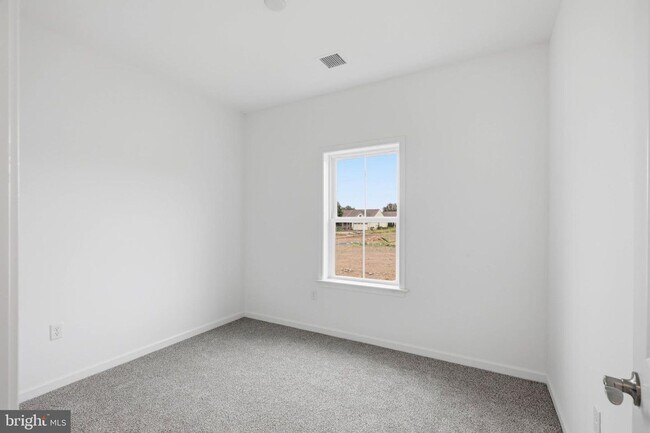 Building Photo - 116 Hillard Fld