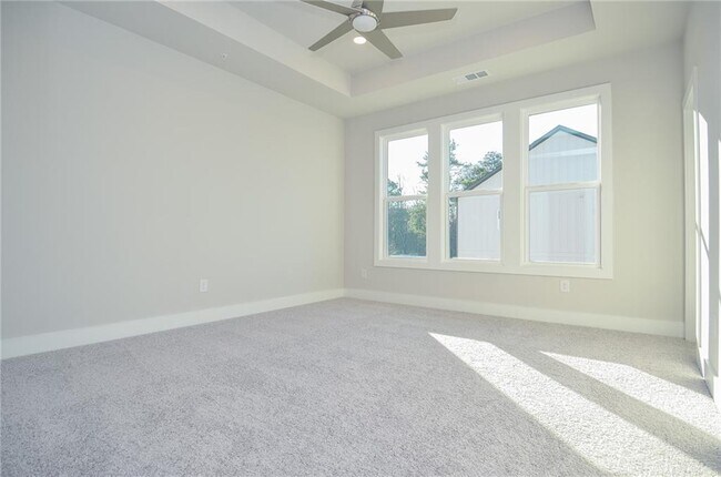 Building Photo - 2316 Mockernut Trl