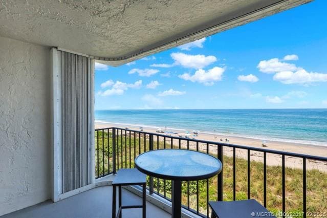 Building Photo - 9490 S Ocean Dr