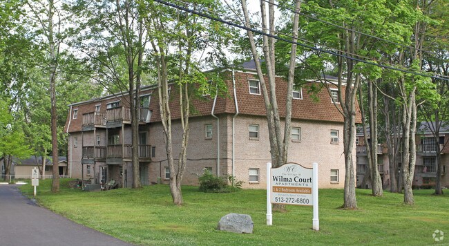 Building Photo - Wilma Ct Apartments