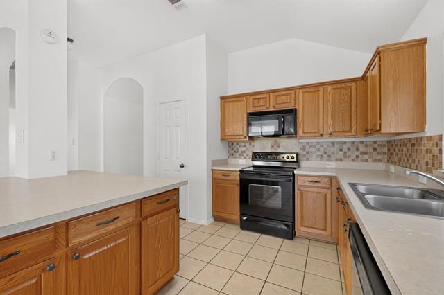 Building Photo - 4184 Capstone Dr