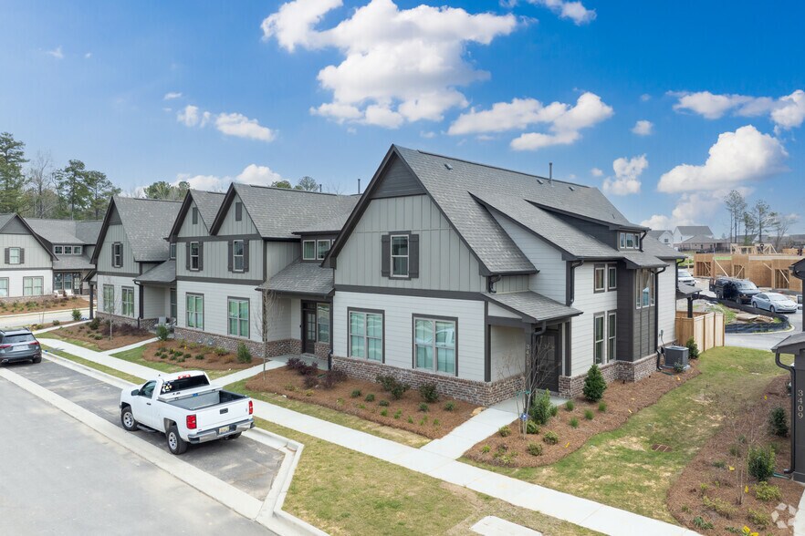 Building Photo - Feldspar Circle