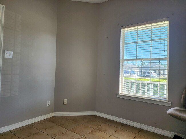 Building Photo - 3/3 available in Audubon Place in Foley