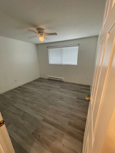 Bedroom - 3695 Fargo St