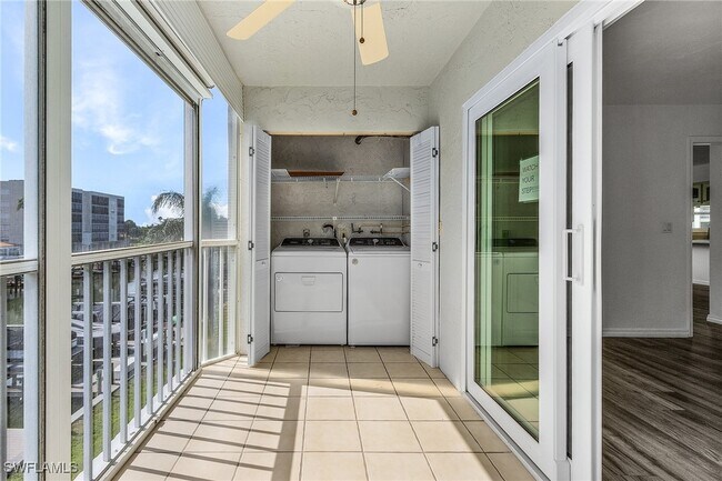 Building Photo - 4531 Bay Beach Ln
