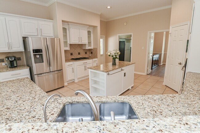 Building Photo - 7218 Spring Run Ln