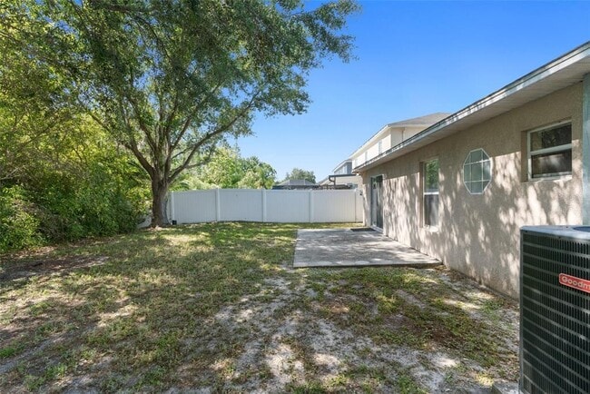Building Photo - 3220 Bellericay Ln
