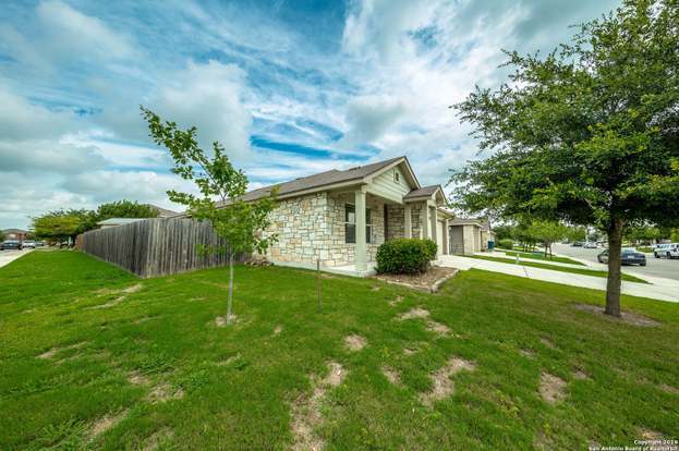 Building Photo - 751 Guna Dr