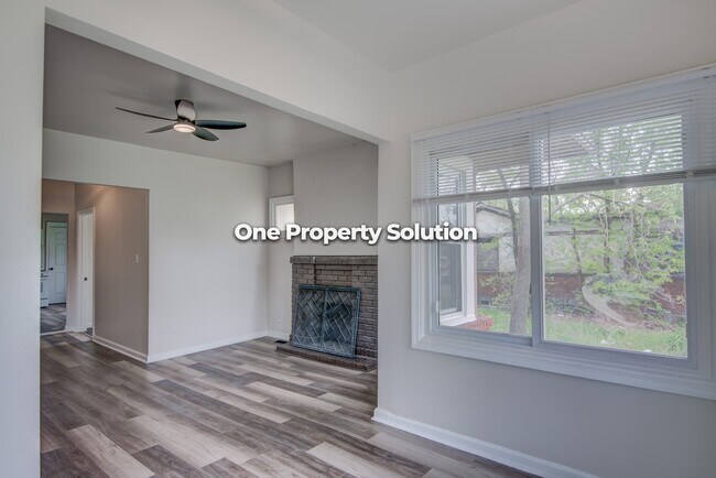 Building Photo - 411 Pierce St