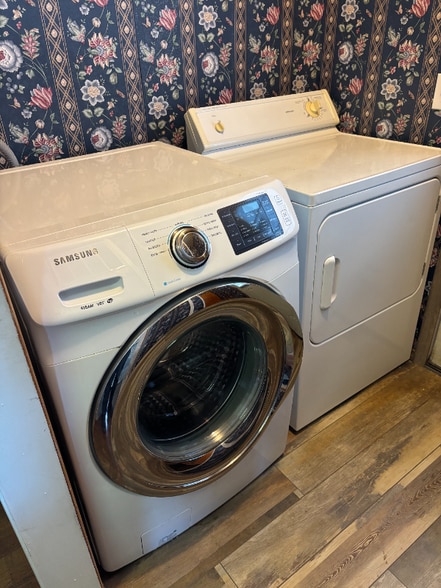 Building Photo - 4104 Pebblebrook Cir SW