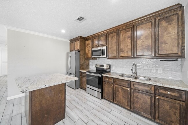 Building Photo - 7941 Goode St