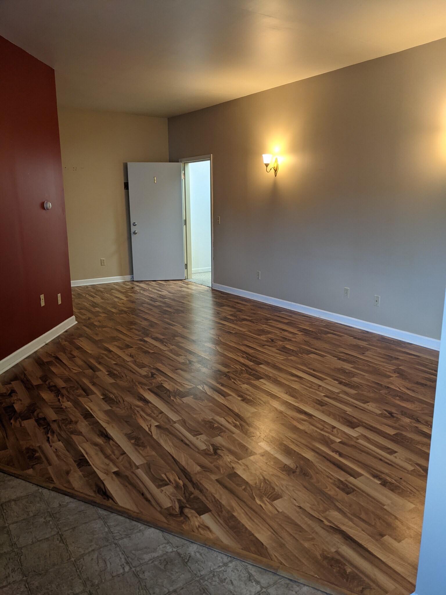 Building Photo - 321 N Michigan Ave