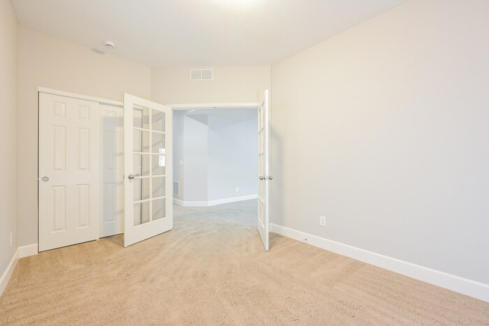 Building Photo - 5031 S Rome St