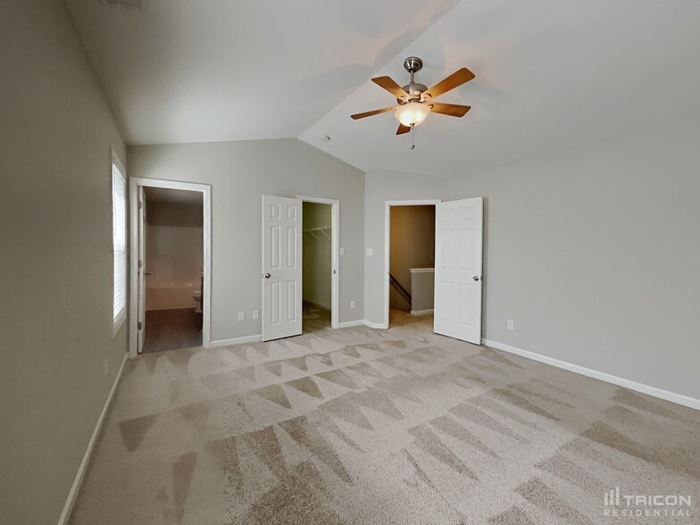 Building Photo - 2820 Oasis Ln