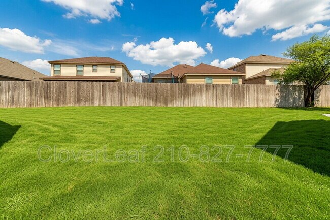 Building Photo - 3335 Windfield Path