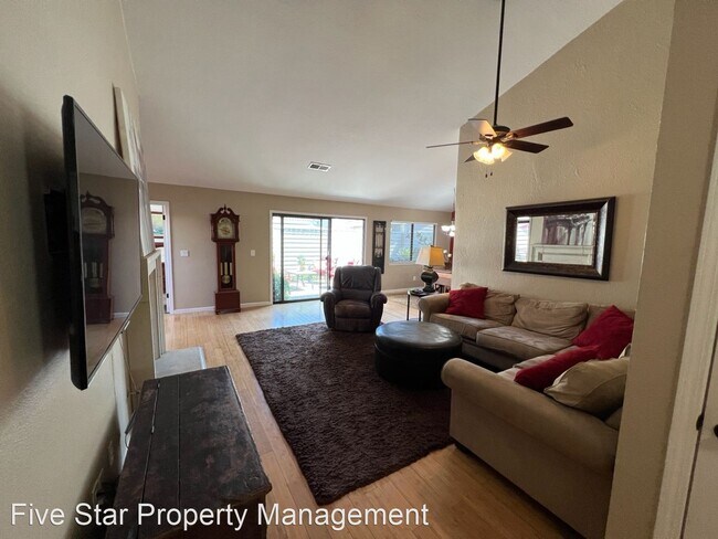Building Photo - 3 br, 2 bath House - 2209 Chelmsford Dr