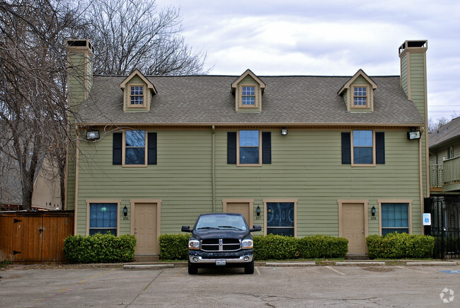 Building Photo - 1221 Abrams Condo apartments