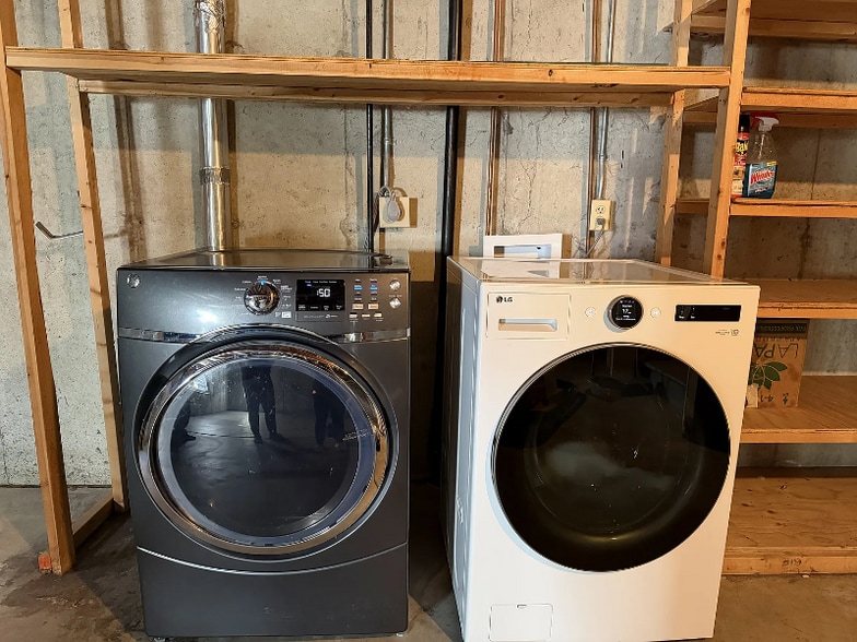 Building Photo - 18259 E Harvard Pl